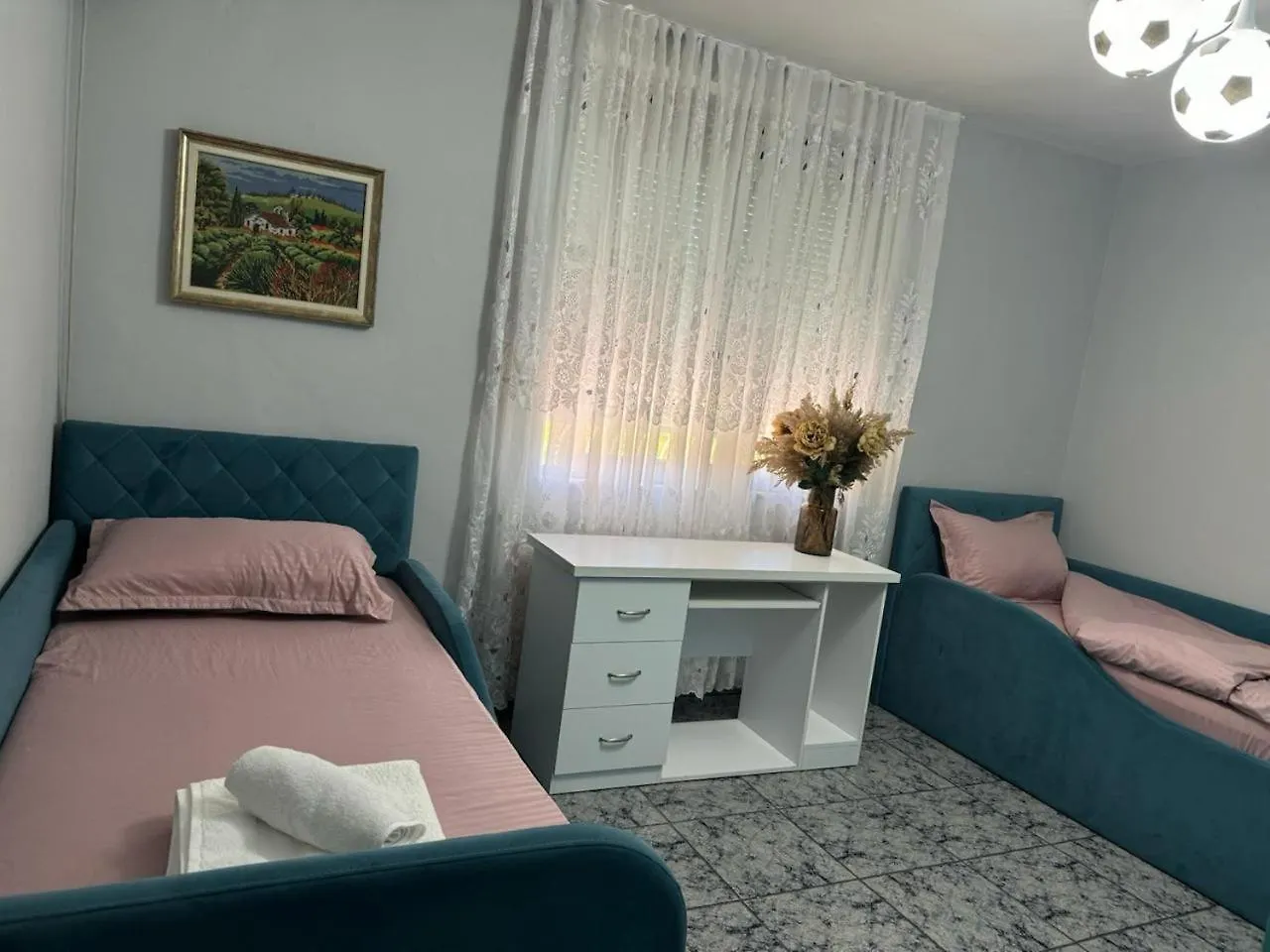 Your House In Tirana 0*,  Albania
