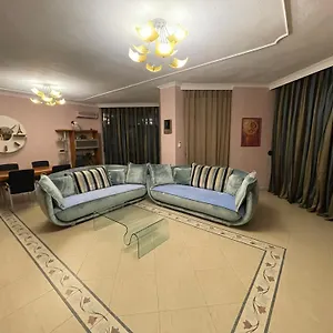 city-center-duplex-apartment.albaniahotels.org/